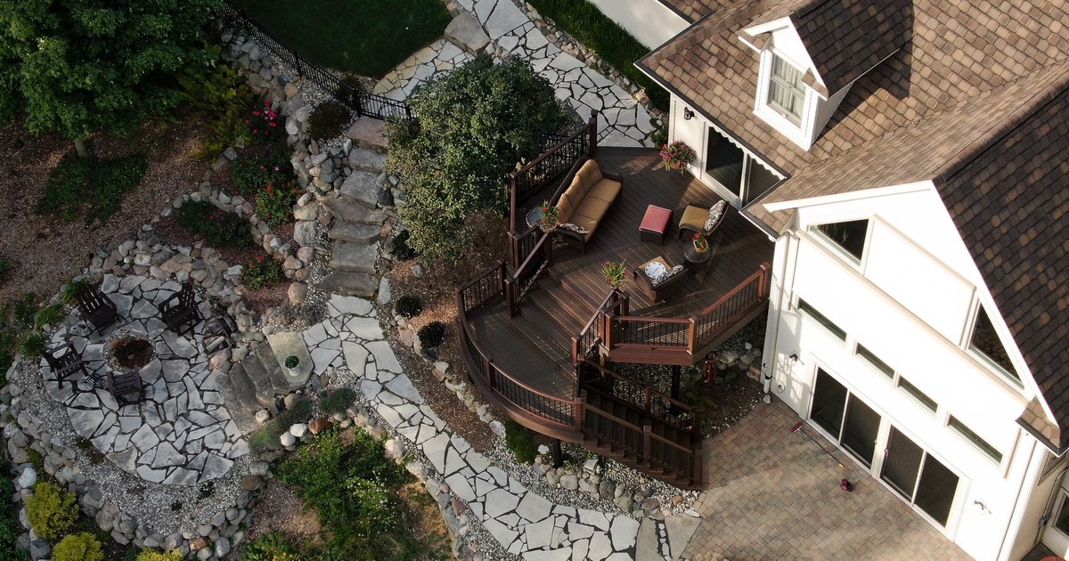 Ultra Eclipse Privacy Fence | Deck Builders Michigan