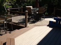 DECK WITH MULTIPLE BORDER BOARDS