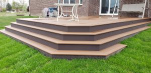 Canton Michigan Best deck builders. Cheap deck builders